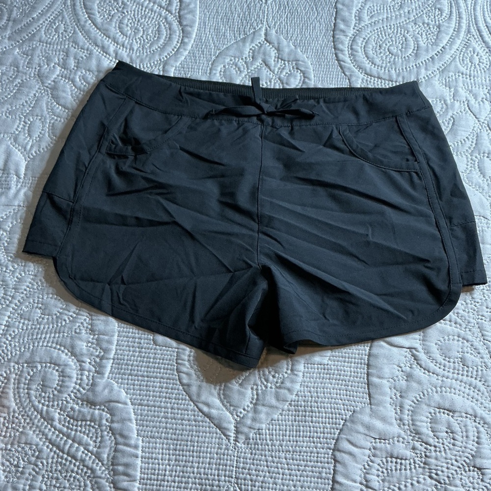 Kids Black Athletic Shorts - Picture 2 of 5